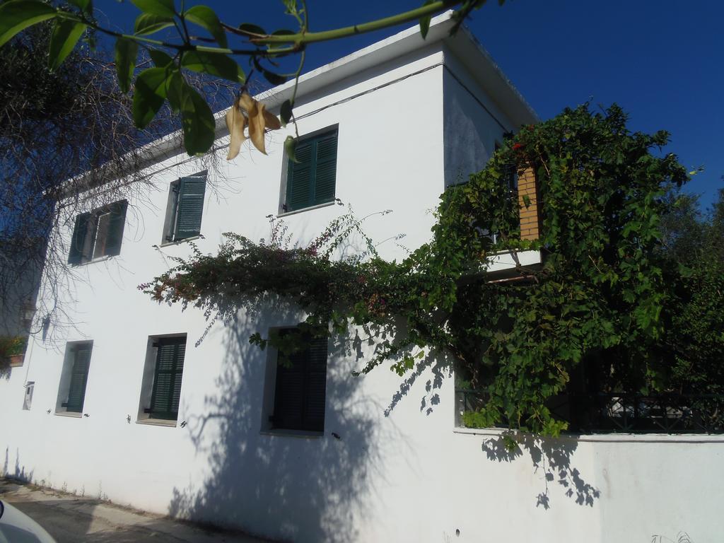 Konstantina Apartment Lákka Exterior foto